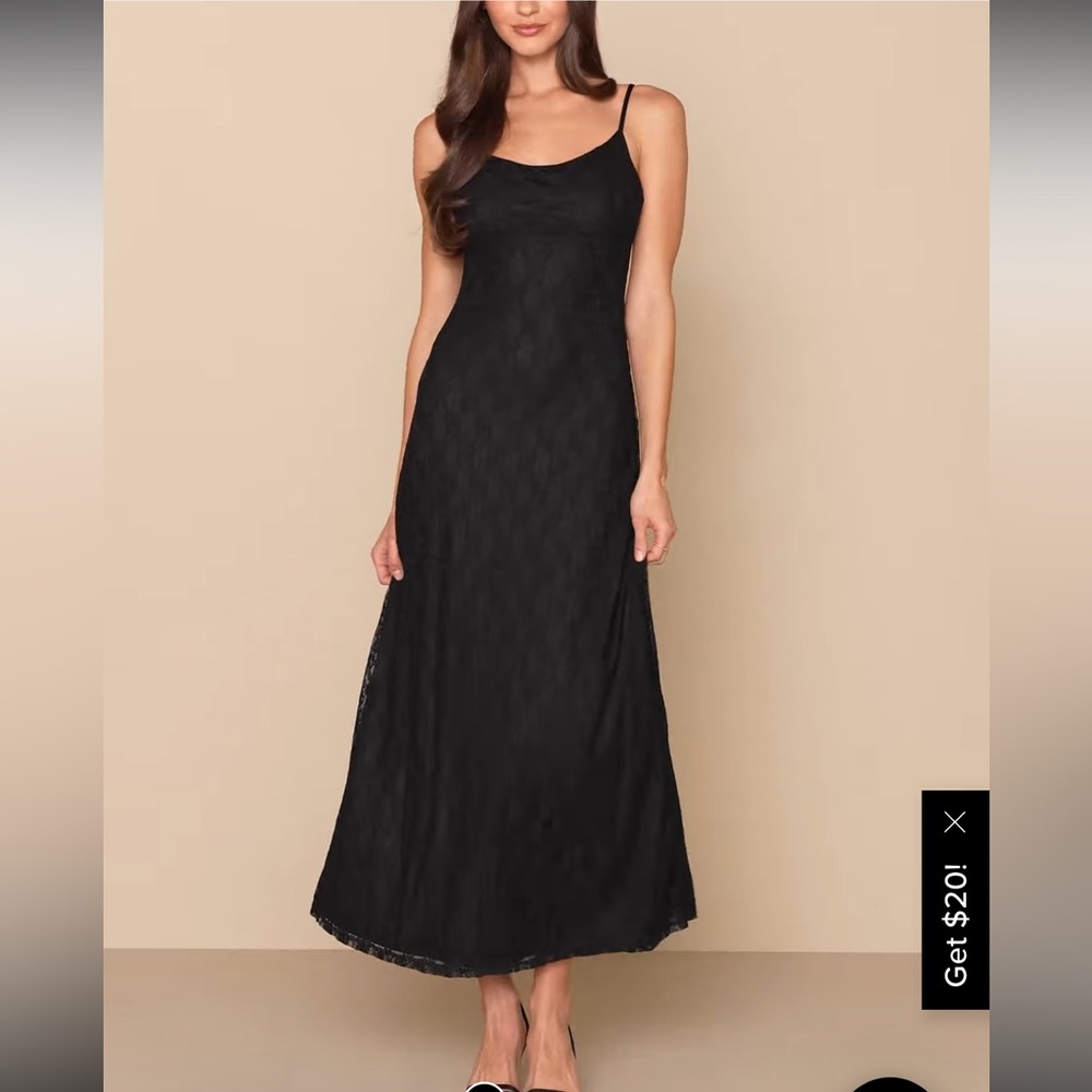 LACE BLACK MAXI